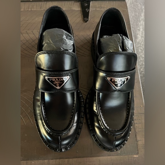 PRADA LOAFERS . - Picture 2 of 9